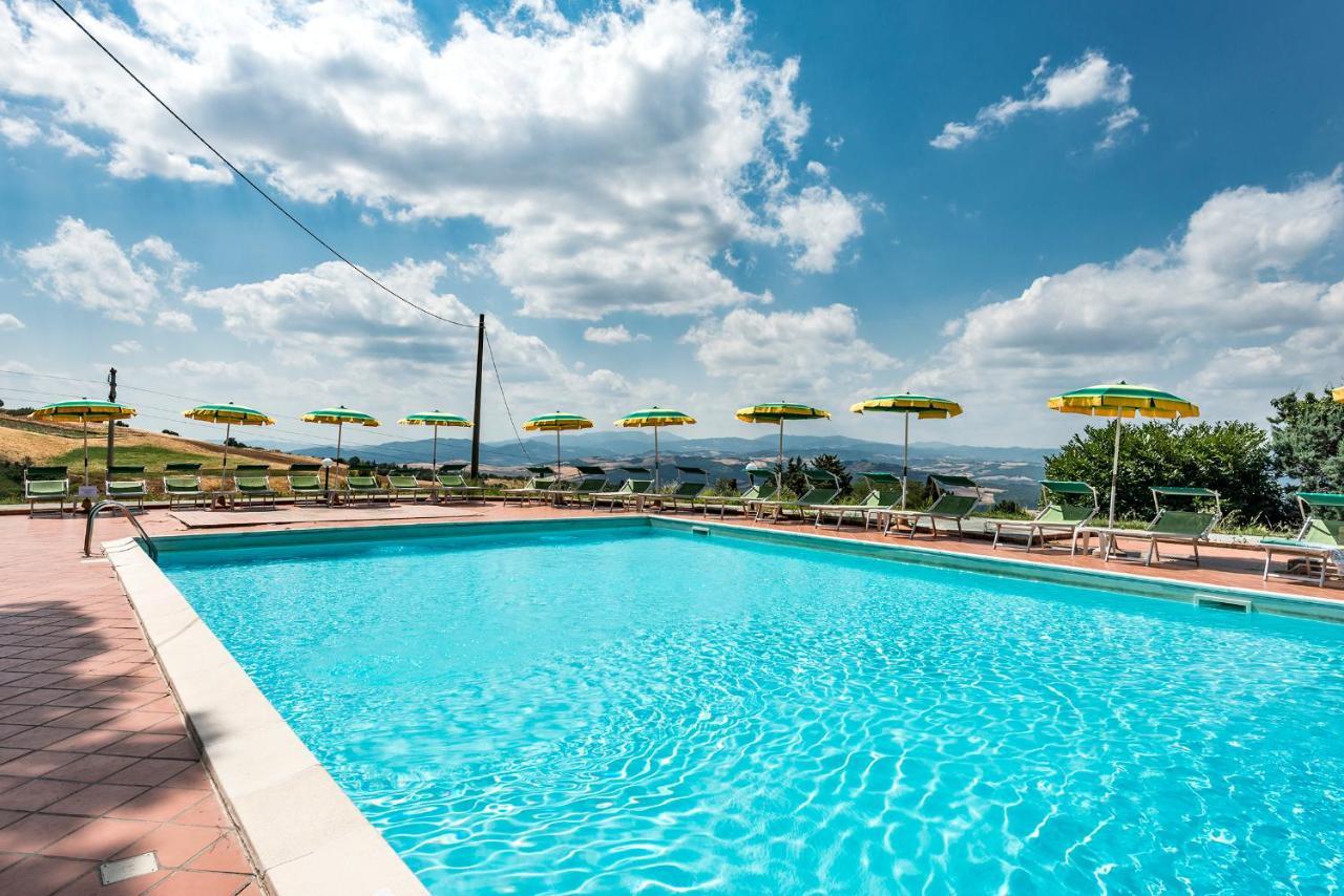 Hotel Il Cavallino Blu Volterra Exterior foto